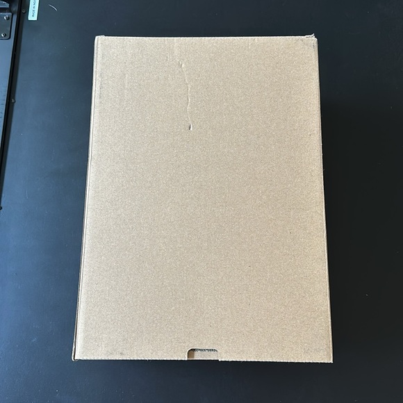 Adidas Yeezy Boost 350 Box Only Empty Box - Picture 5 of 6